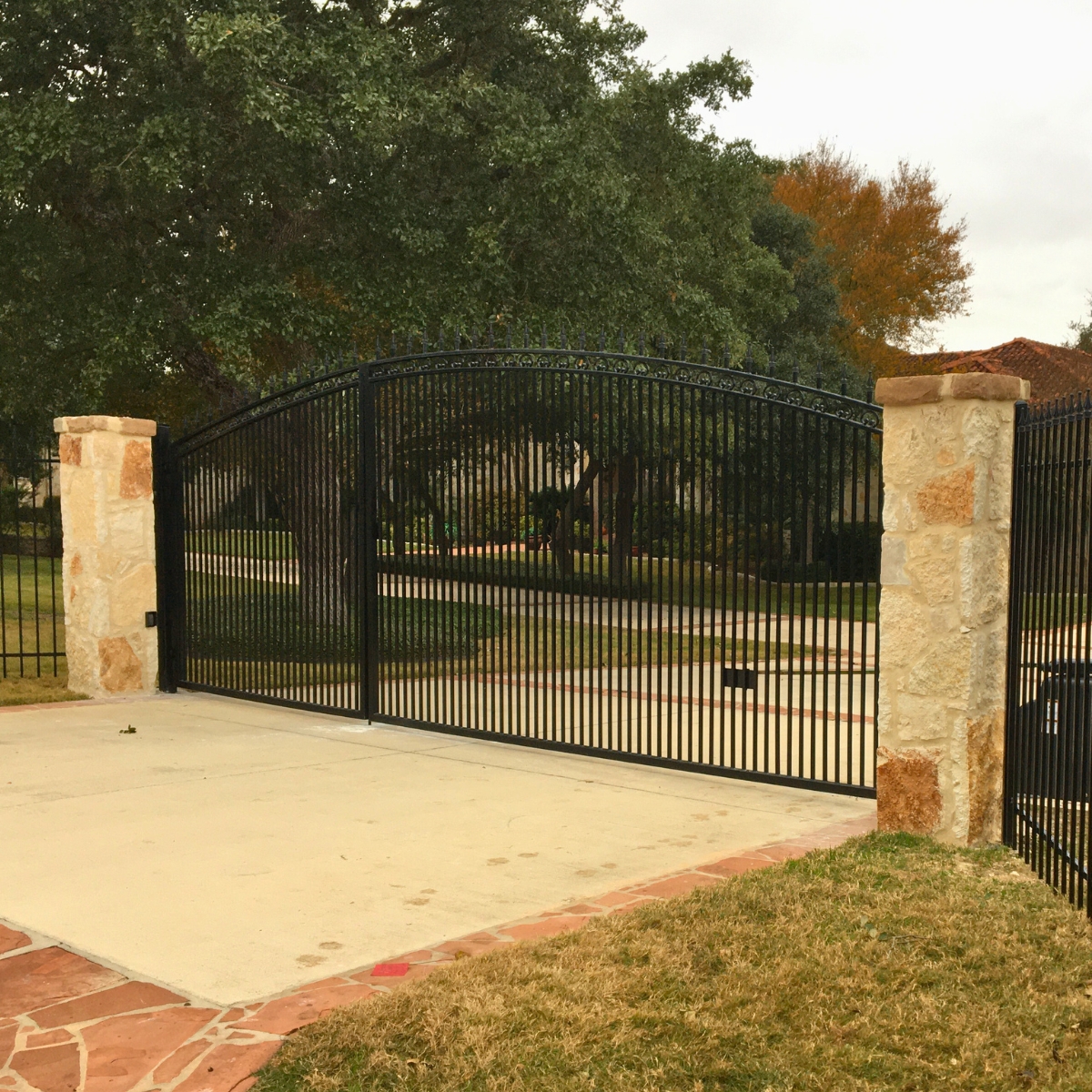 Gates and Entrances - Superior Fence 5